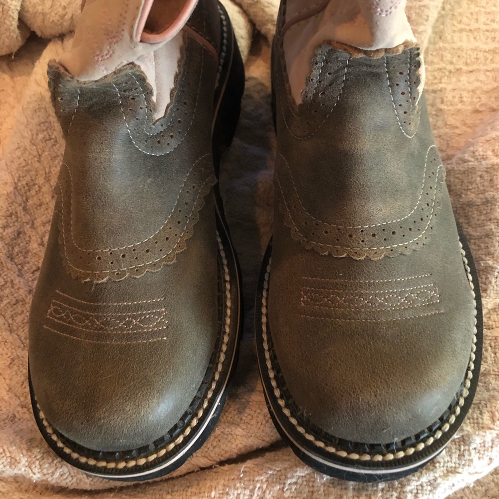 Ariat Phat Babies